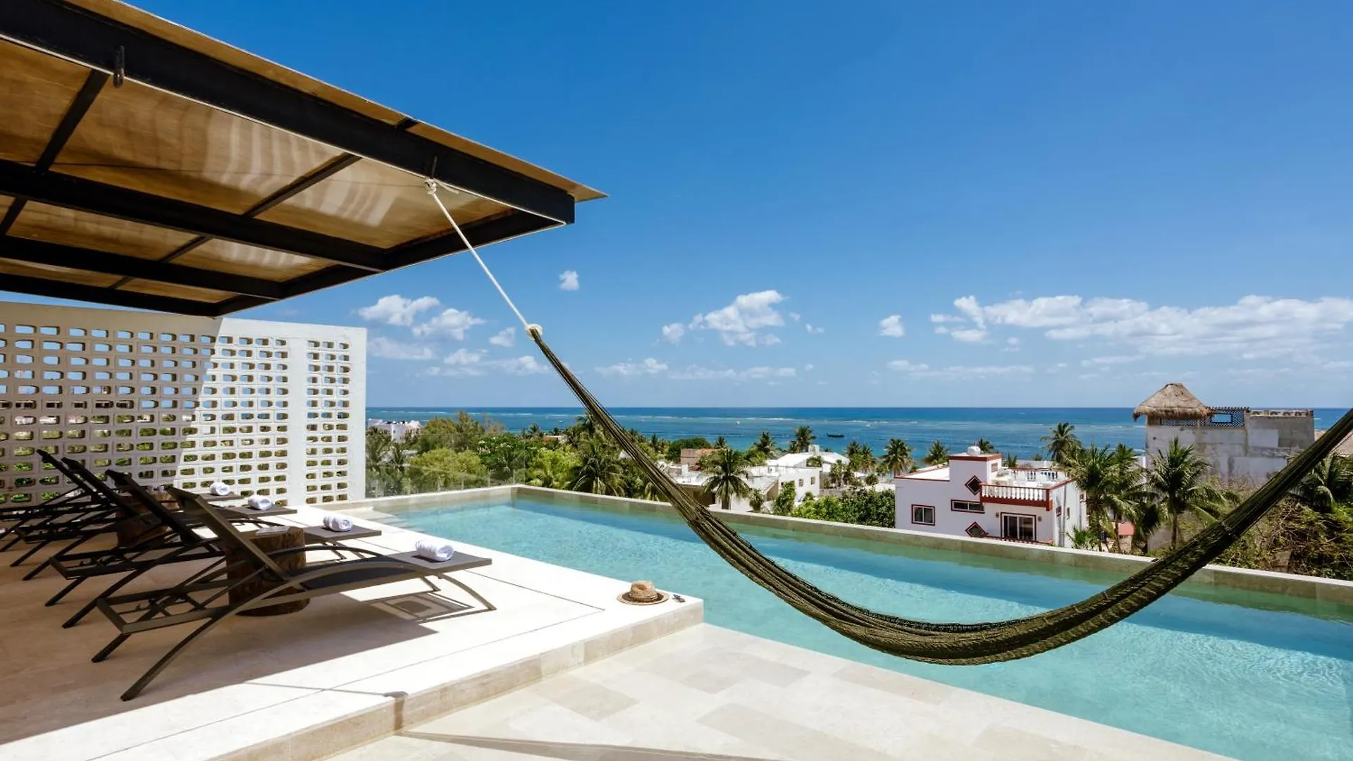 Lalola Puerto Morelos